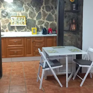 Casa Del Limonero , Guaro Spanien